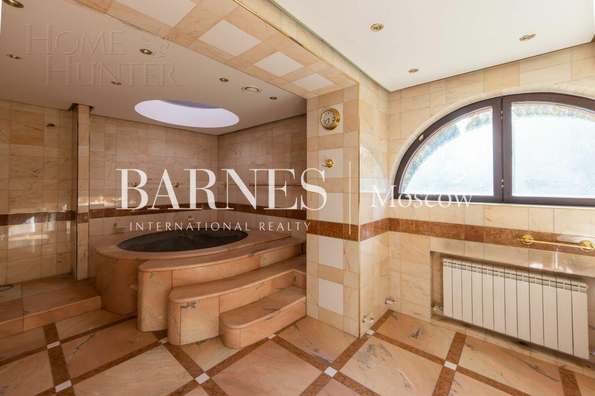 2-этажный коттедж 600 м² без отделки