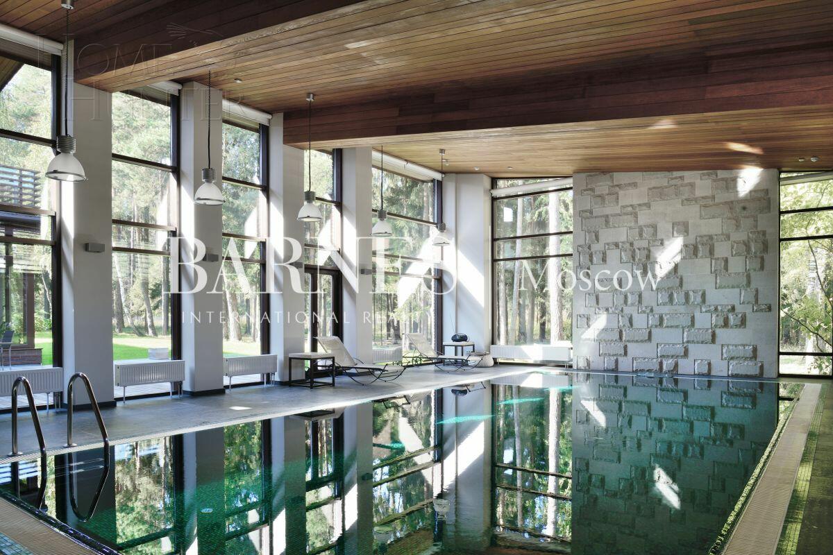 2-этажный коттедж 1 254 м² с отделкой