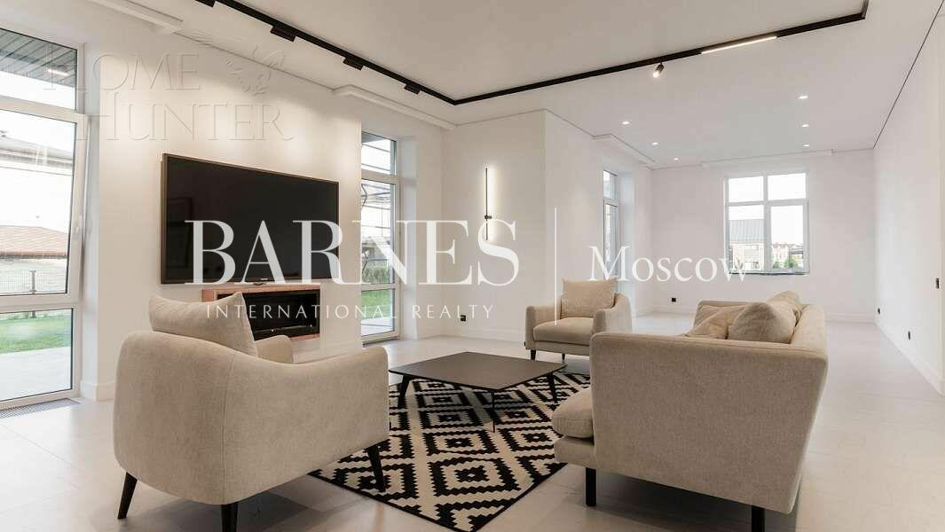 2-этажный коттедж 400 м² с отделкой