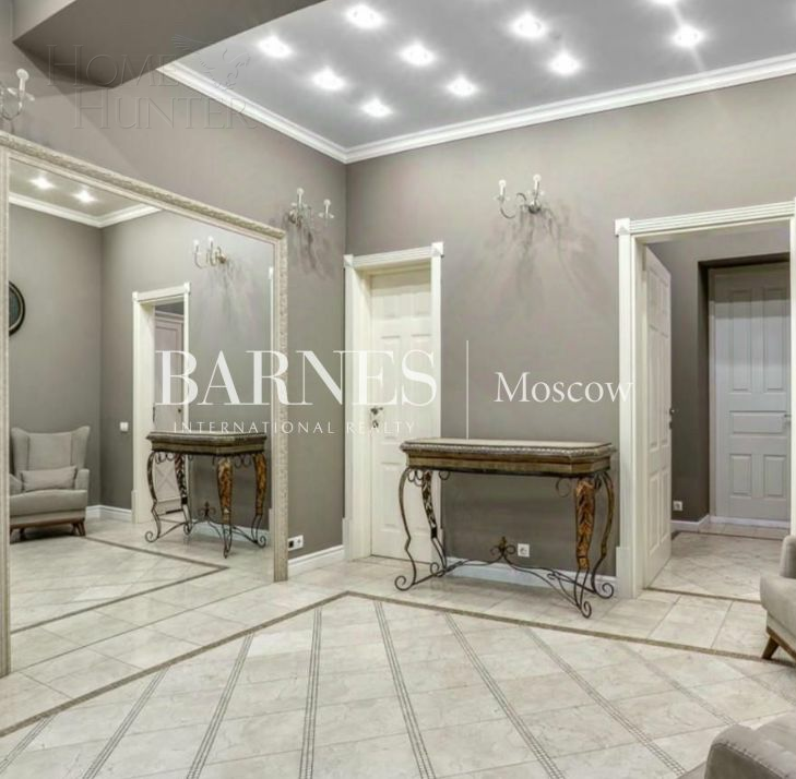 2-этажный коттедж 420 м² с отделкой