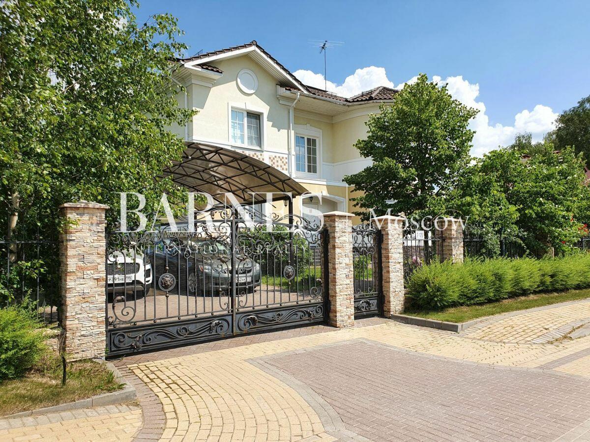 2-этажный коттедж 366 м² без отделки