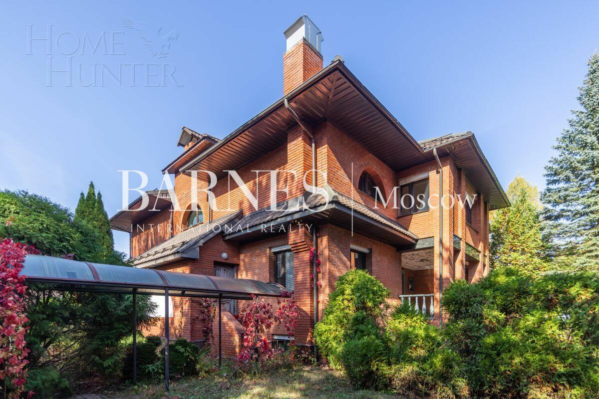 2-этажный коттедж 600 м² без отделки