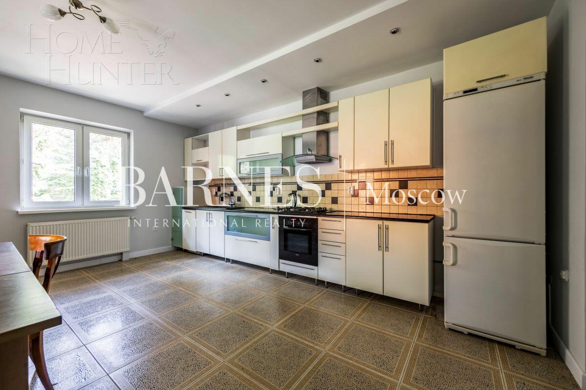 2-этажный коттедж 370 м² с отделкой