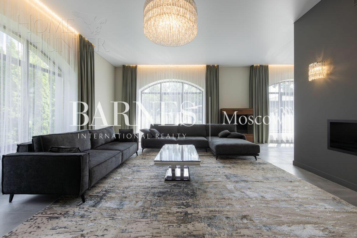 2-этажный коттедж 1 327 м² с отделкой