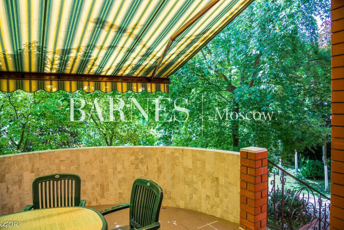 2-этажный коттедж 312 м² с отделкой