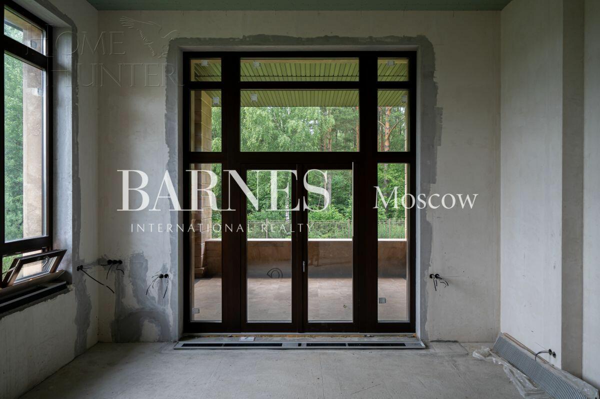 2-этажный коттедж 596 м² без отделки