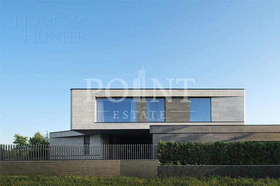 2-этажный коттедж 2 100 м² с отделкой