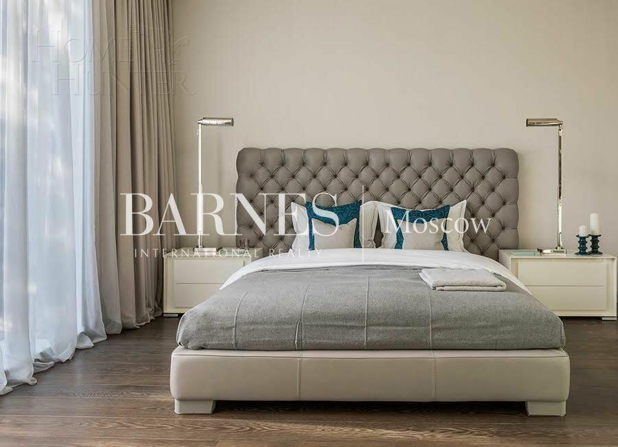 3-этажный коттедж 750 м² с отделкой