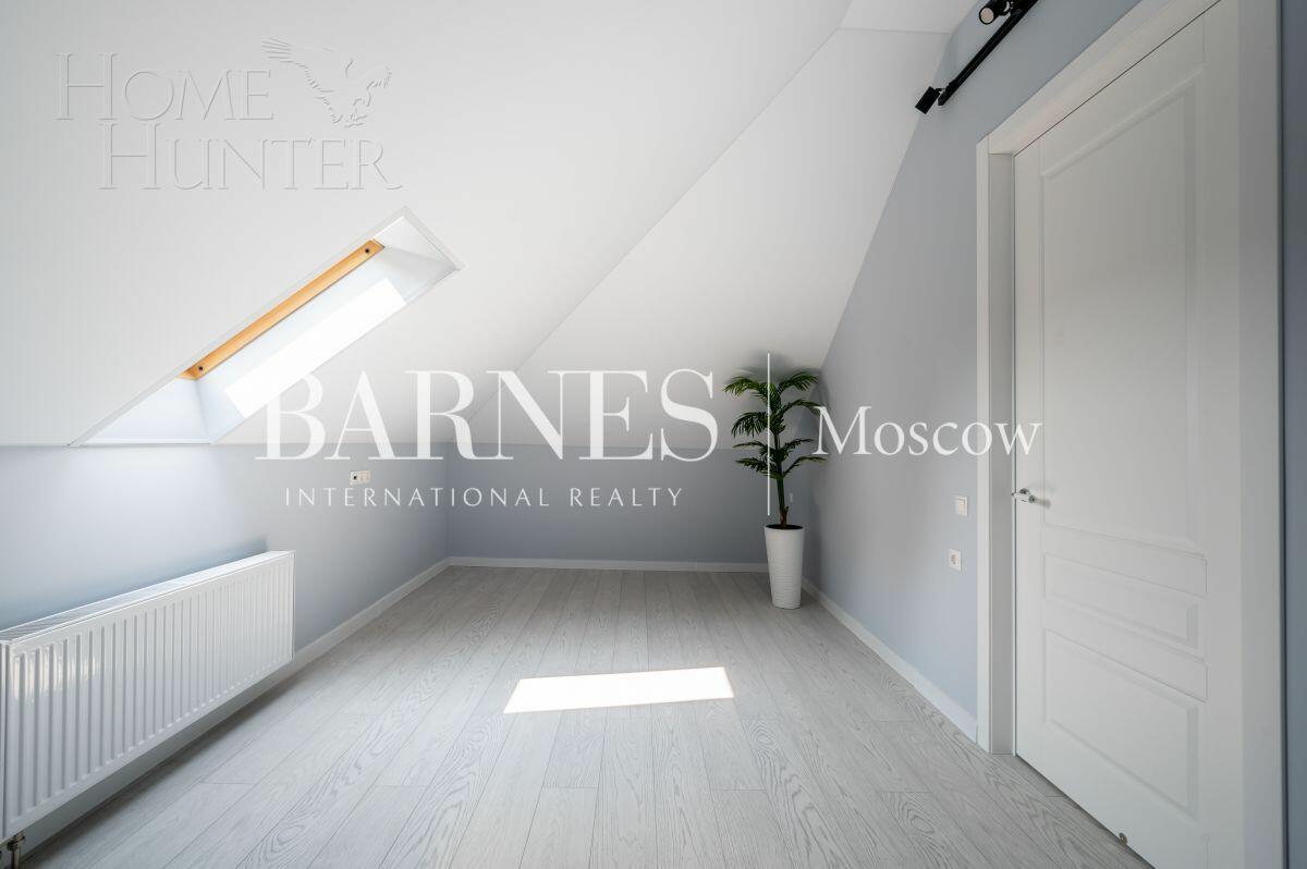 2-этажный коттедж 220 м² с отделкой