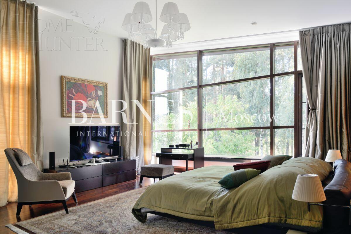 2-этажный коттедж 1 254 м² с отделкой