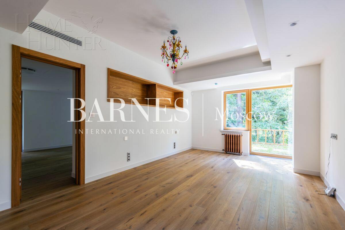 2-этажный коттедж 1 330 м² с отделкой