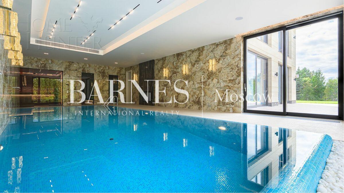 2-этажный коттедж 1 071 м² с отделкой