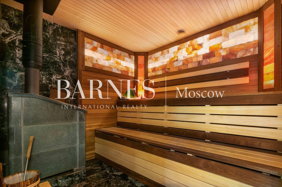 3-этажный коттедж 1 162 м² с отделкой