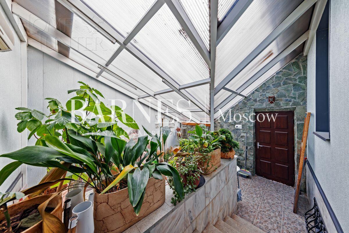 2-этажный коттедж 420 м² с отделкой