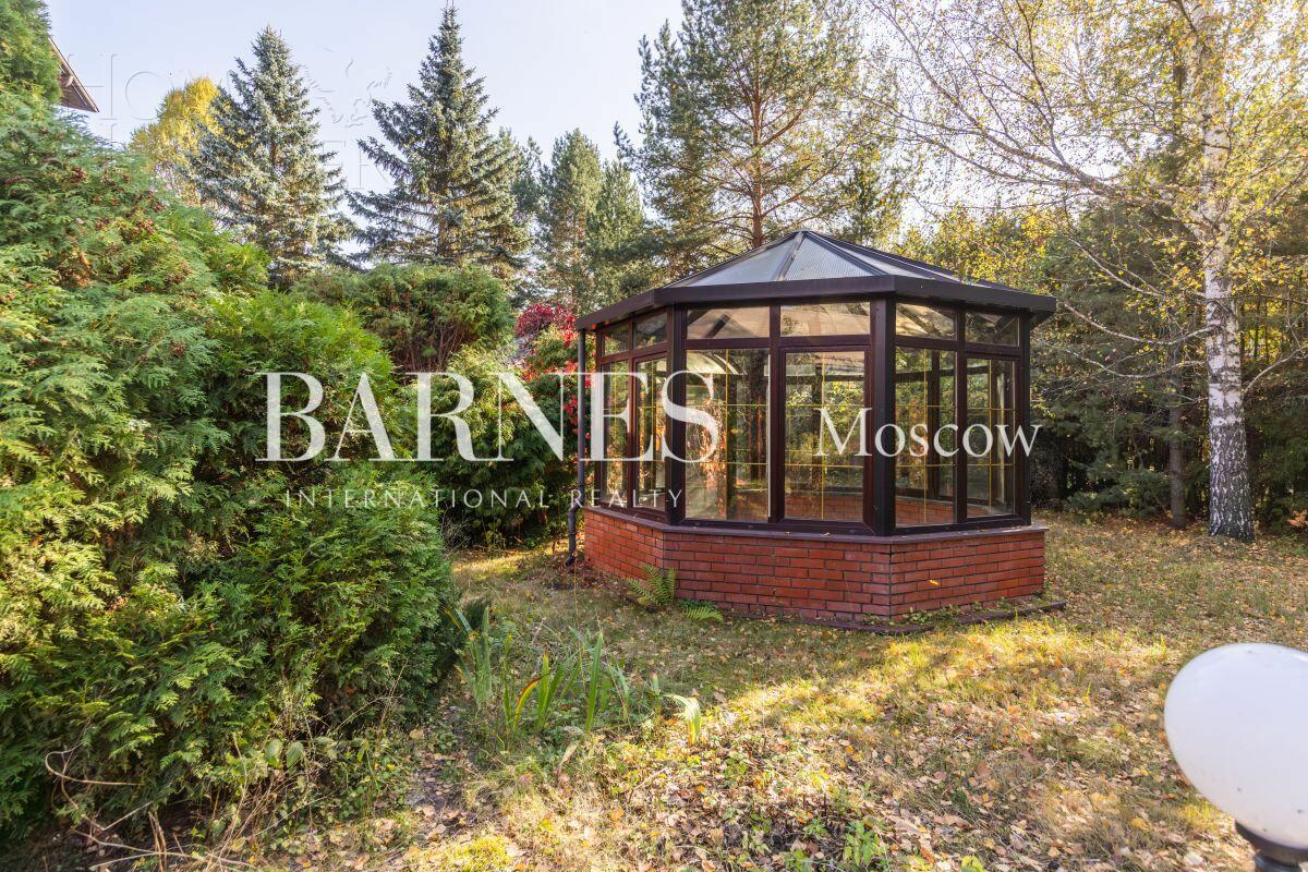 2-этажный коттедж 600 м² без отделки