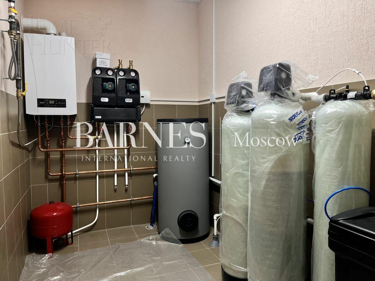 2-этажный коттедж 300 м² без отделки