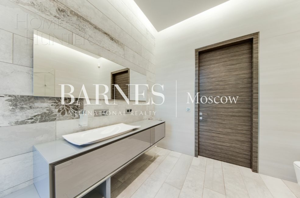 2-этажный коттедж 617 м² с отделкой