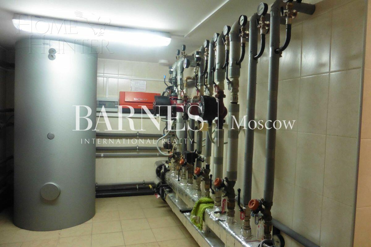 2-этажный коттедж 1 180 м² с отделкой