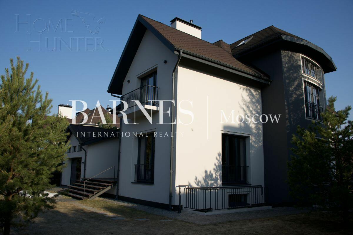 2-этажный коттедж 467 м² с отделкой