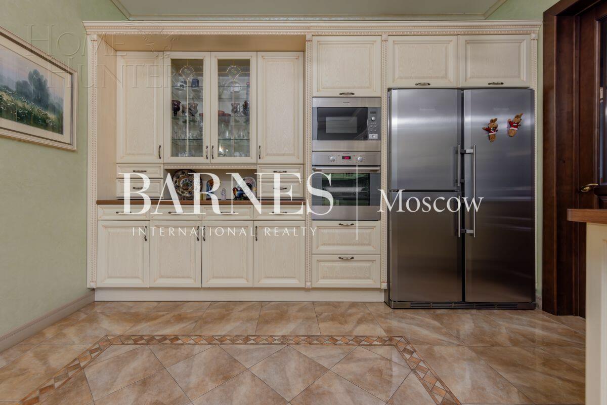 2-этажный коттедж 471 м² с отделкой
