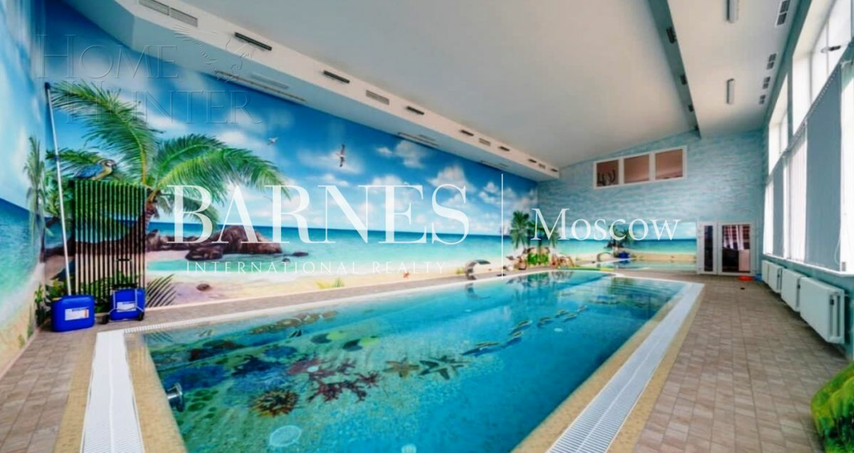 3-этажный коттедж 1 240 м² с отделкой