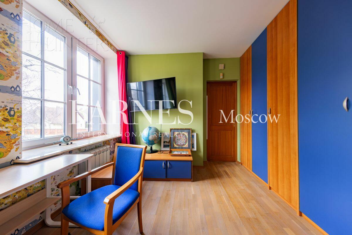 2-этажный коттедж 420 м² с отделкой