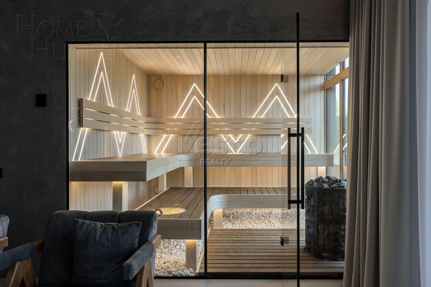 2-этажный коттедж 250 м² с отделкой