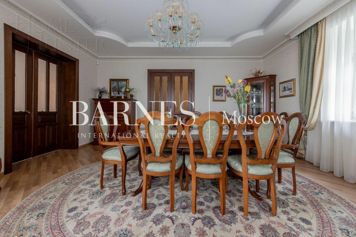 2-этажный коттедж 471 м² с отделкой