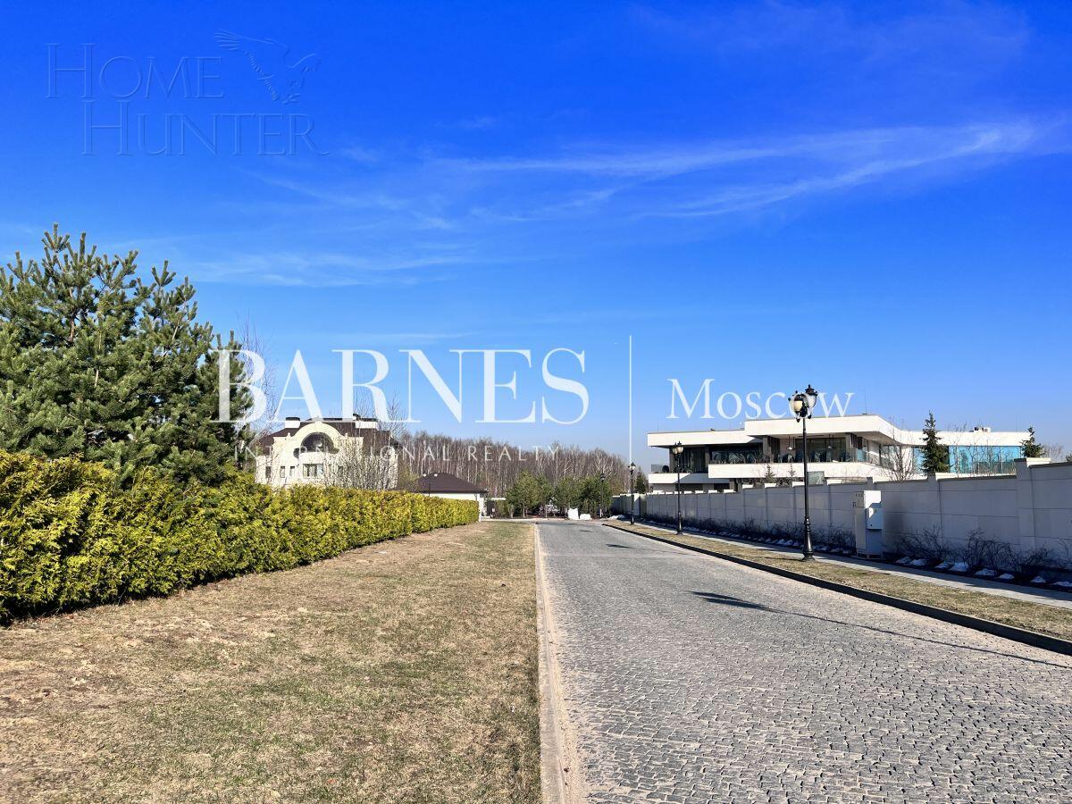 Участок 24.5 сот. в охраняемом поселке