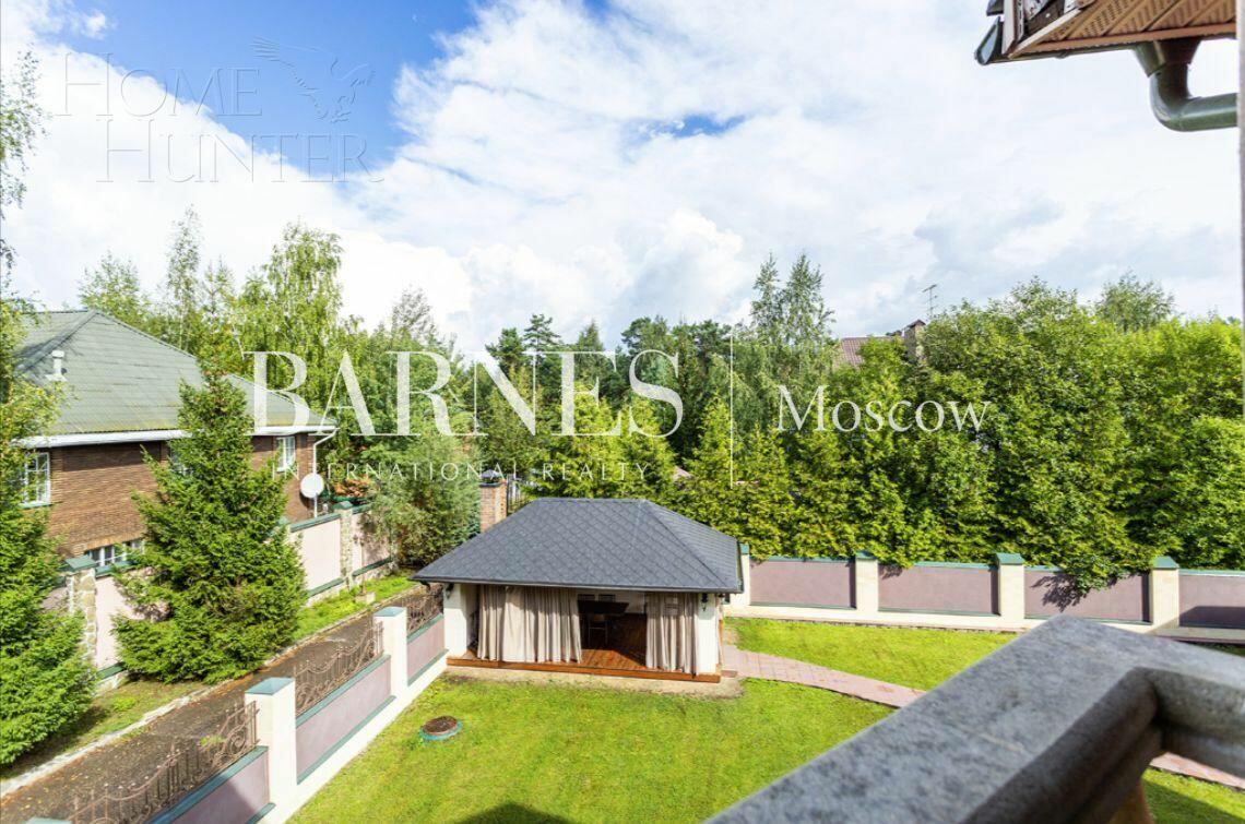 2-этажный коттедж 800 м² с отделкой