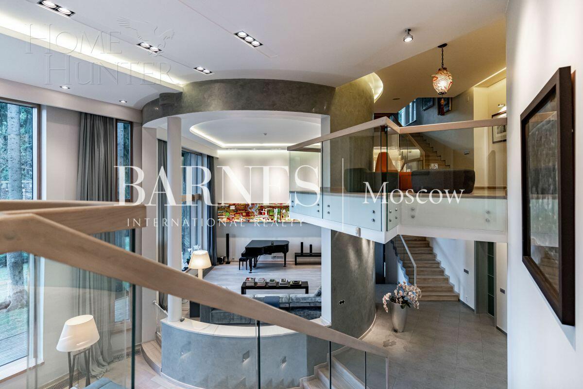 2-этажный коттедж 1 622 м² с отделкой