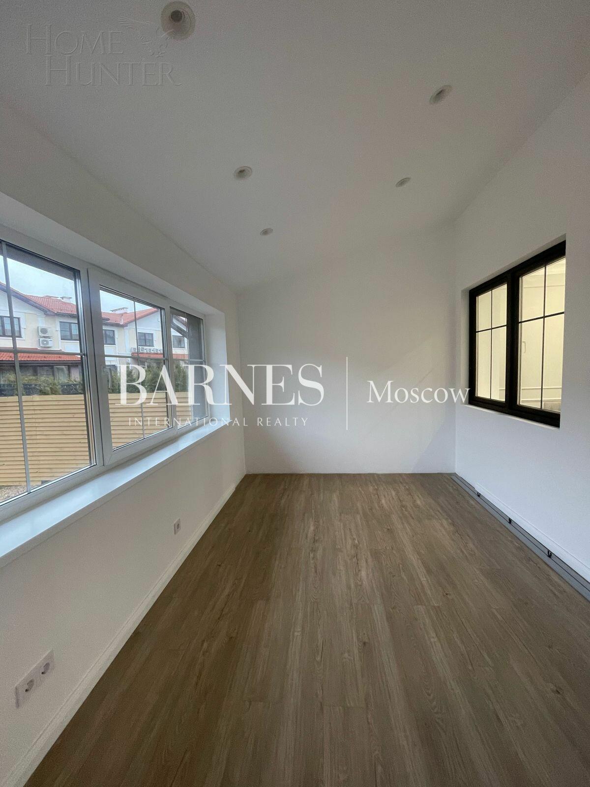 2-этажный таунхаус 220 м² с отделкой