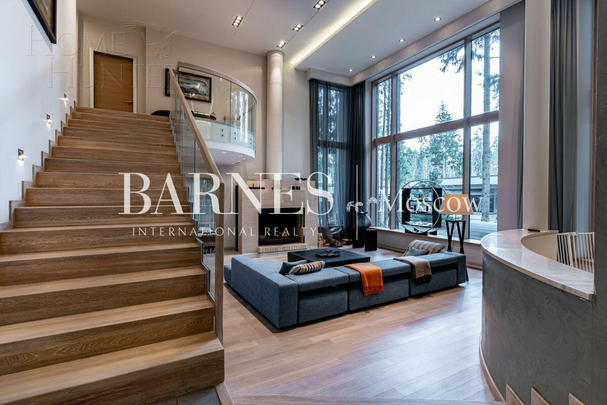 2-этажный коттедж 1 622 м² с отделкой