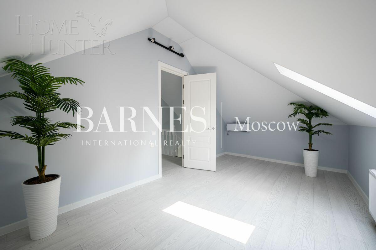 2-этажный коттедж 220 м² с отделкой