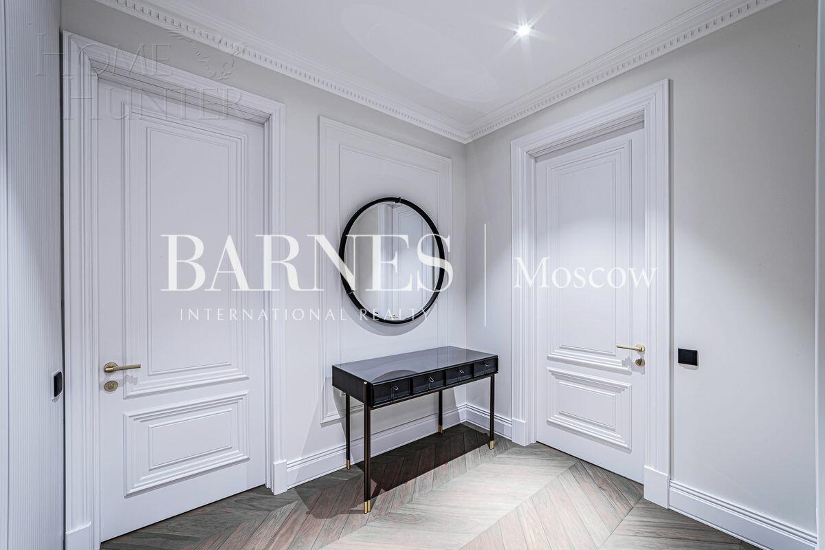 2-этажный коттедж 462 м² с отделкой