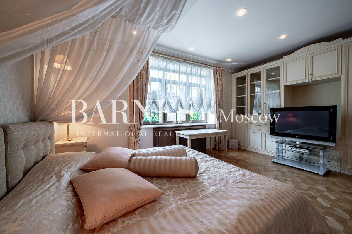 3-этажный коттедж 633 м² с отделкой