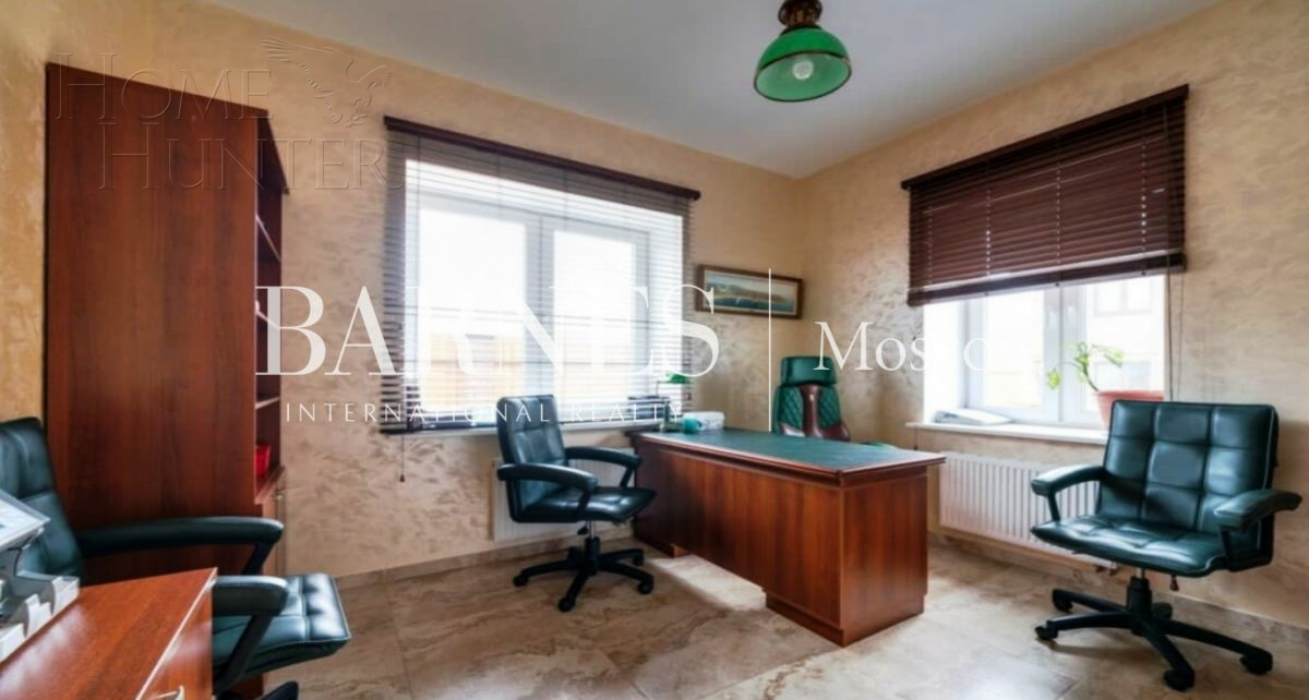 3-этажный коттедж 1 240 м² с отделкой