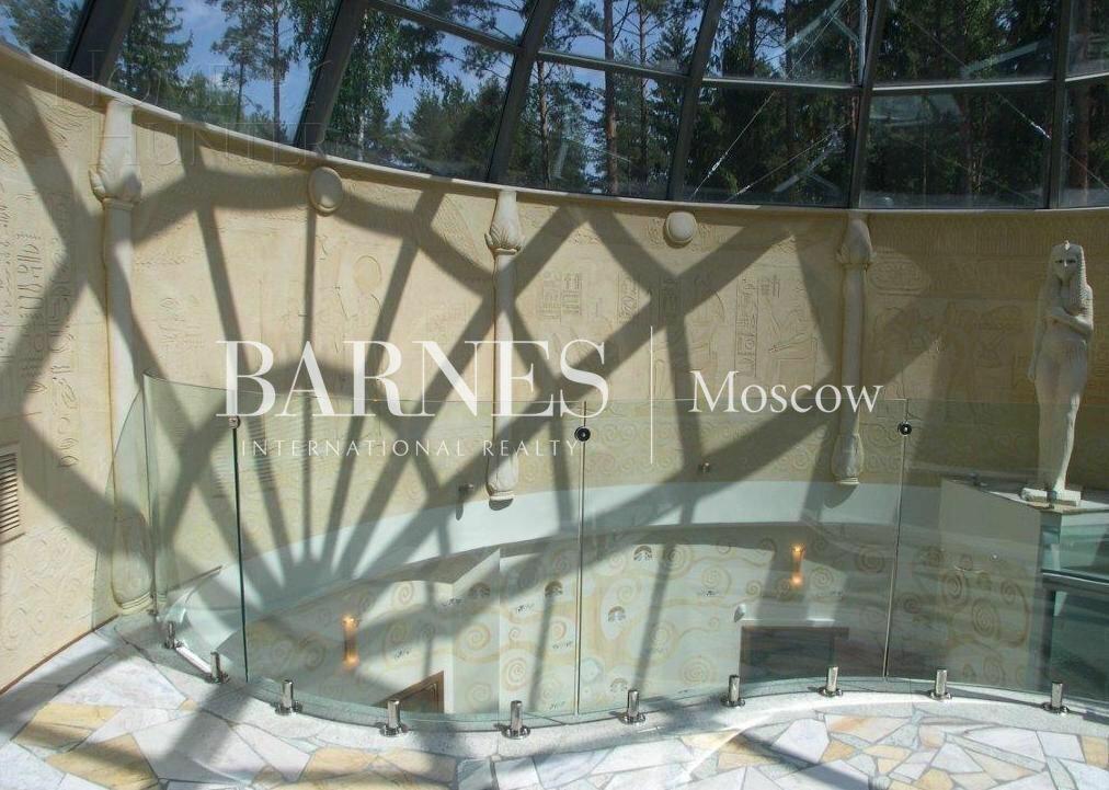 2-этажный коттедж 850 м² с отделкой