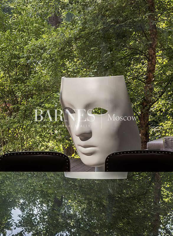 3-этажный коттедж 750 м² с отделкой