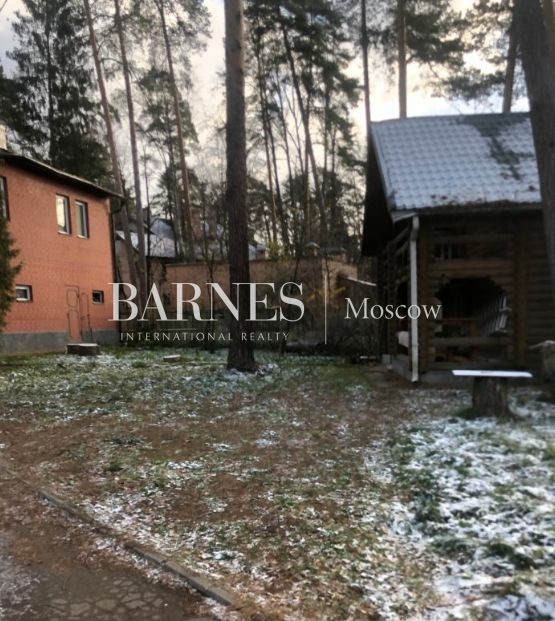 2-этажный коттедж 300 м² без отделки