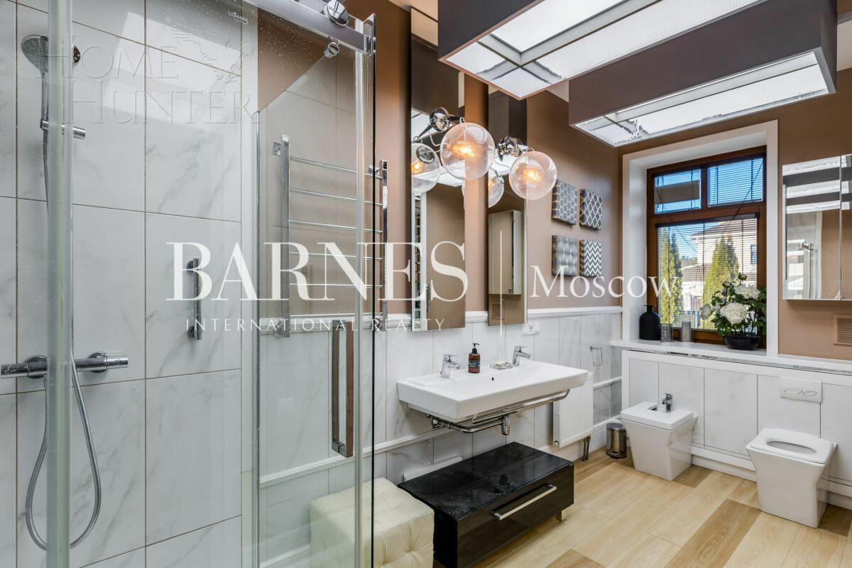 2-этажный коттедж 430 м² с отделкой