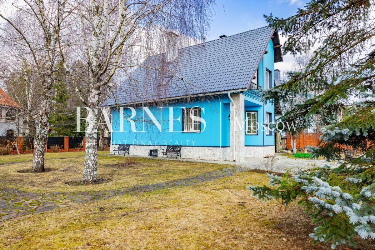 2-этажный коттедж 420 м² с отделкой