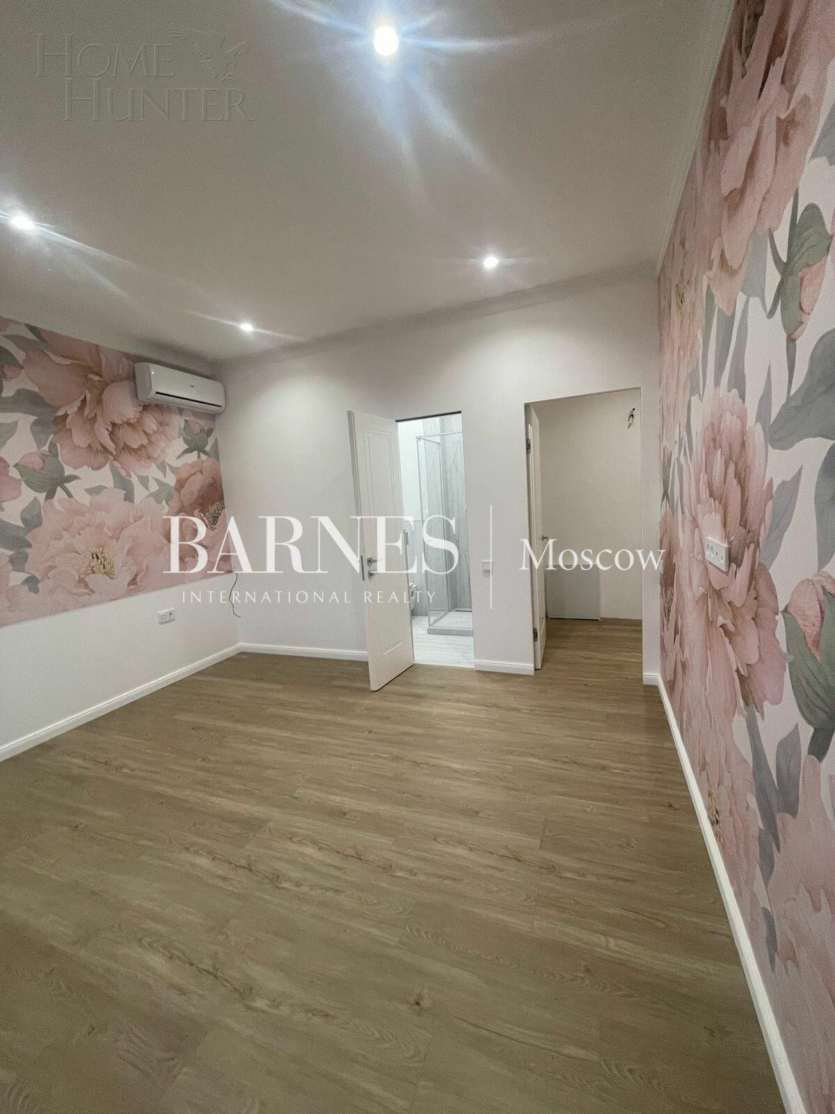 2-этажный таунхаус 220 м² с отделкой