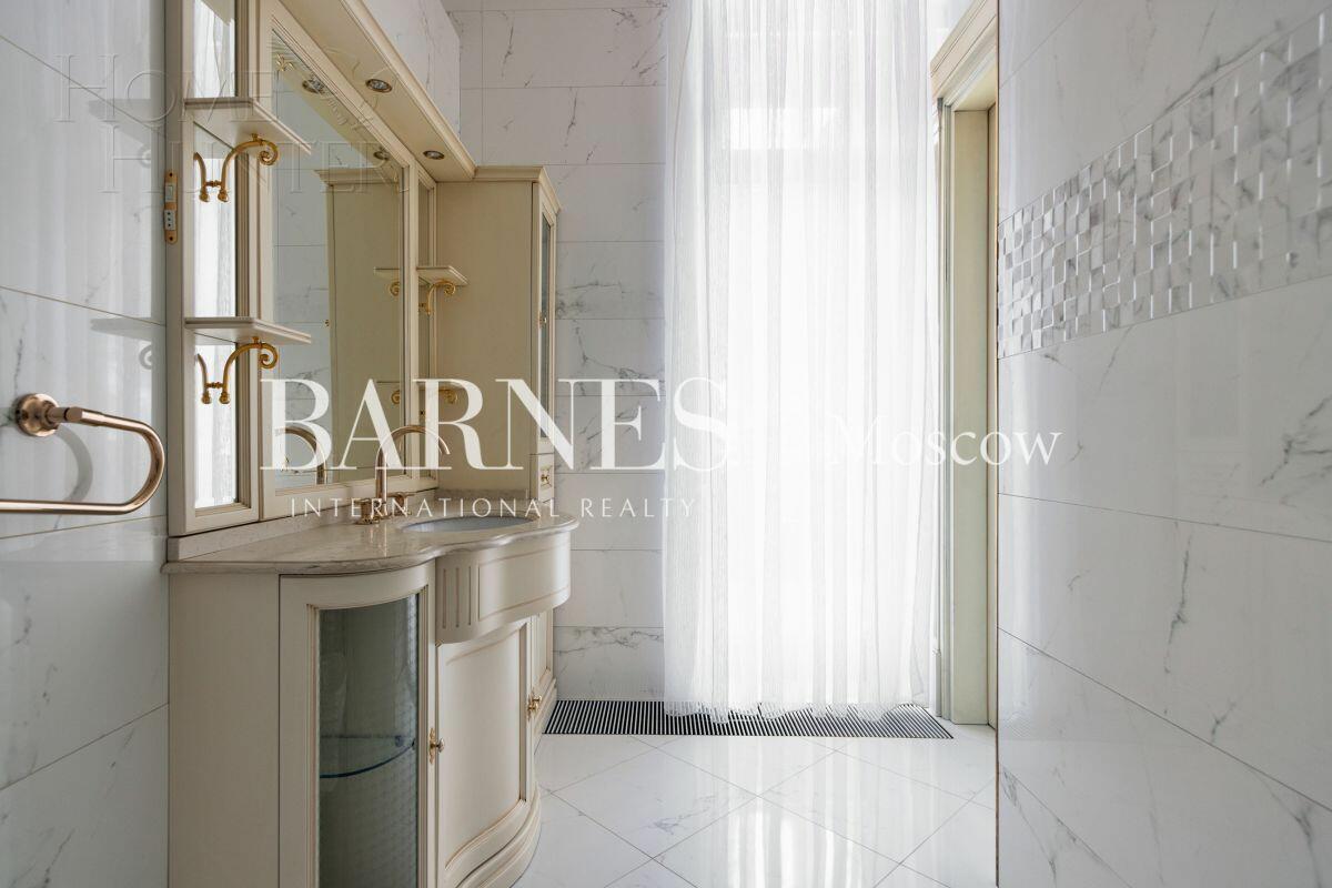 2-этажный таунхаус 430 м² с отделкой