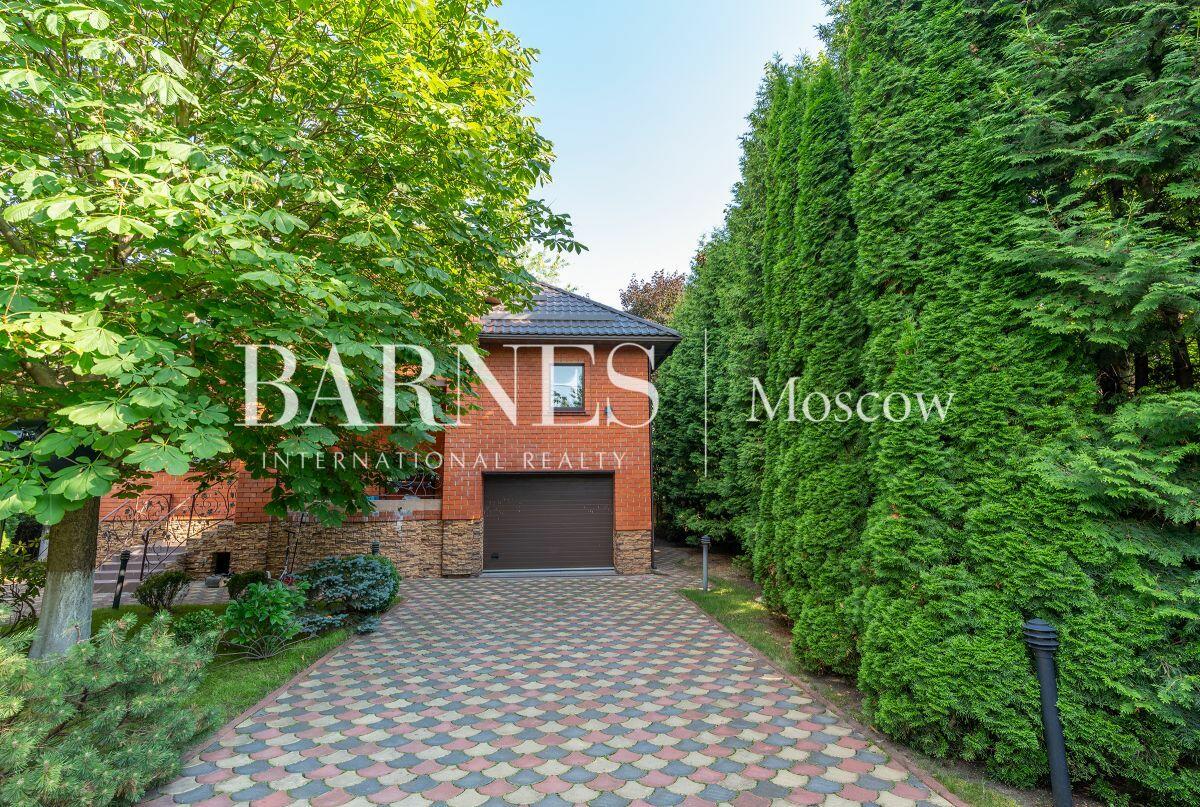 2-этажный коттедж 312 м² с отделкой