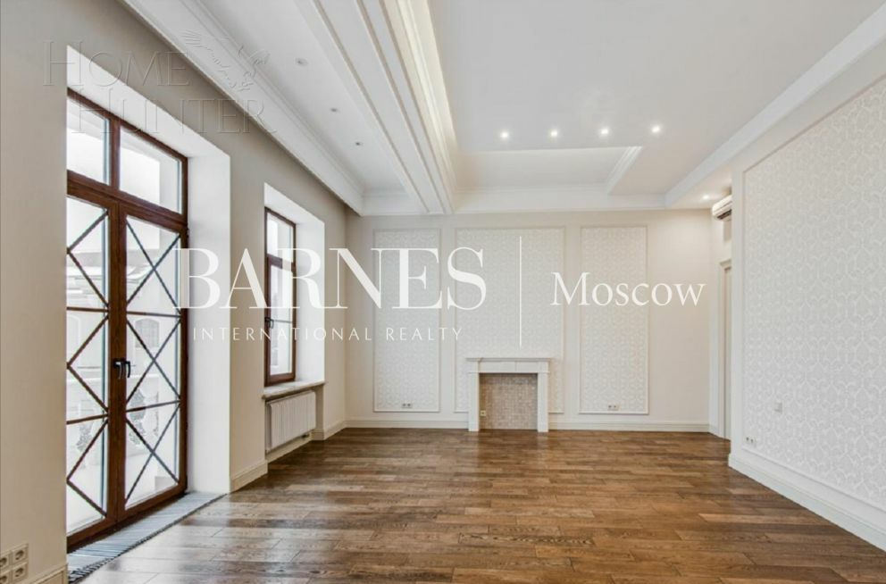 2-этажный коттедж 1 070 м² с отделкой