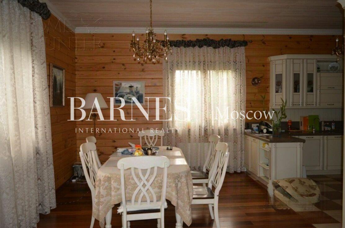 2-этажный коттедж 520 м² с отделкой