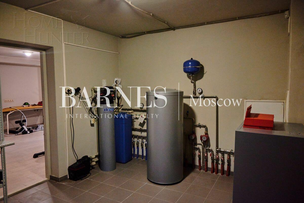 2-этажный таунхаус 295 м² с отделкой