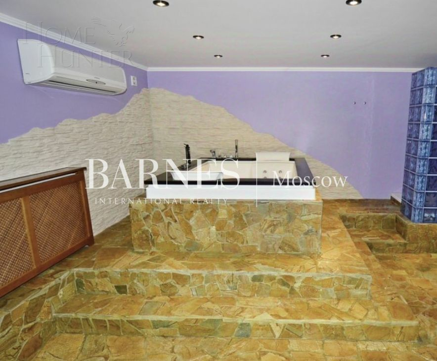 2-этажный таунхаус 460 м² с отделкой