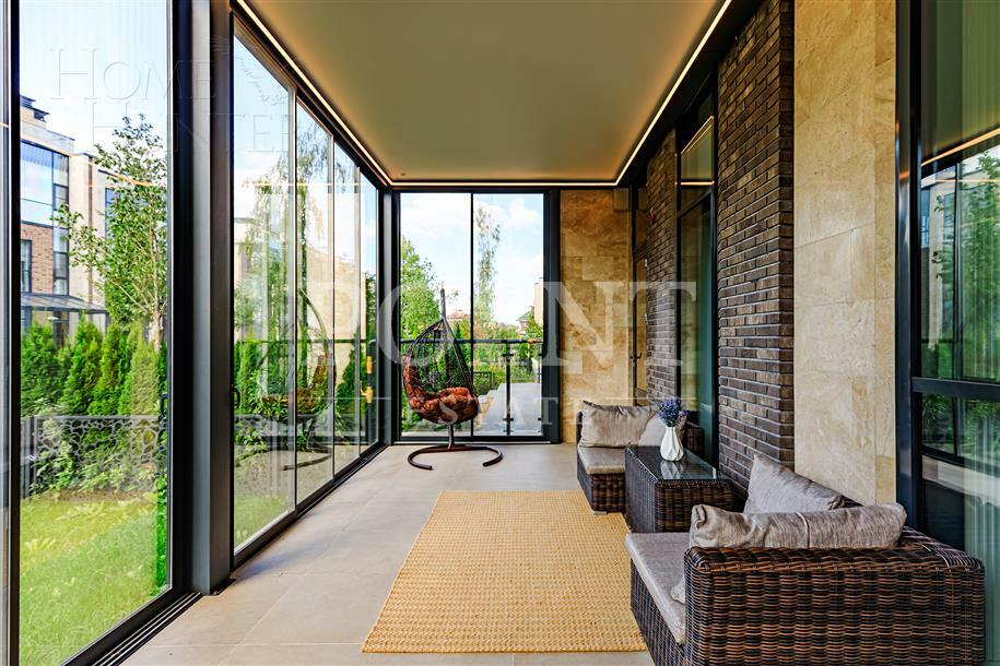 3-этажный таунхаус 287 м² с отделкой